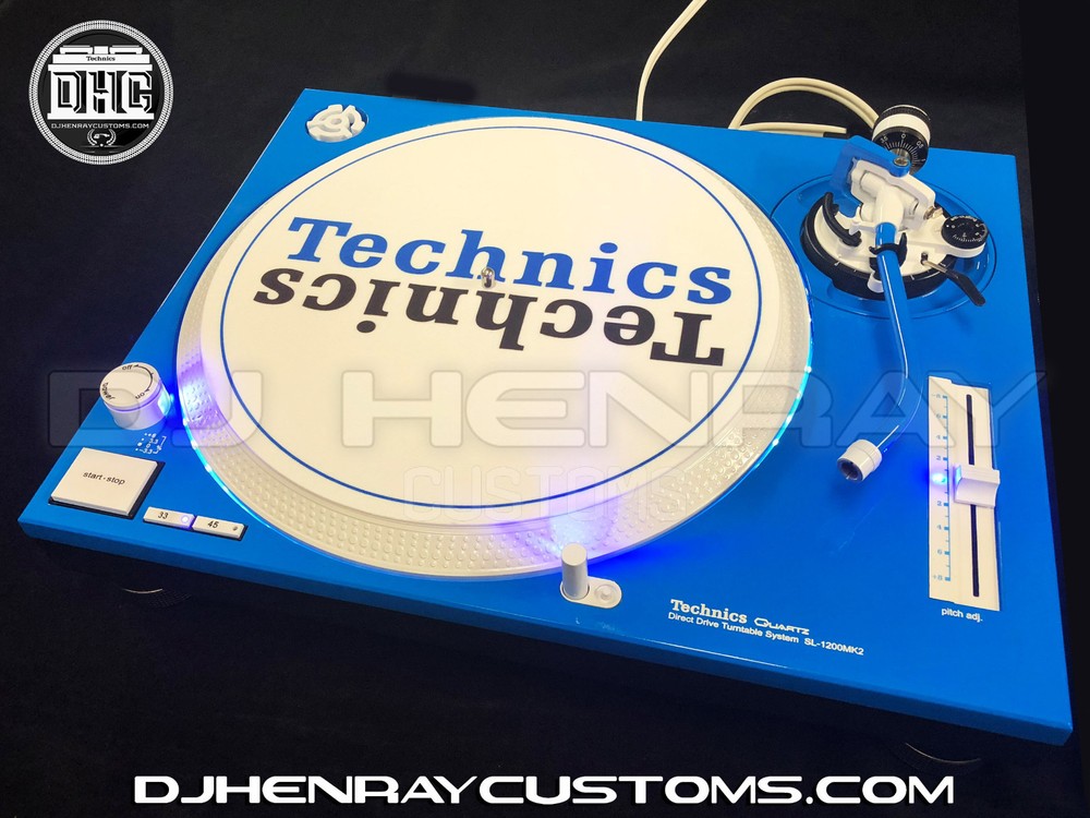 2 custom baby blue Dj Technic SL1200 MK2's Blue halos, Blue leds, custom knobs