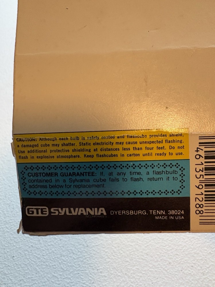 Sylvania Blue Dot Magic Flash 3 cubes 12 flashes NEW NOS
