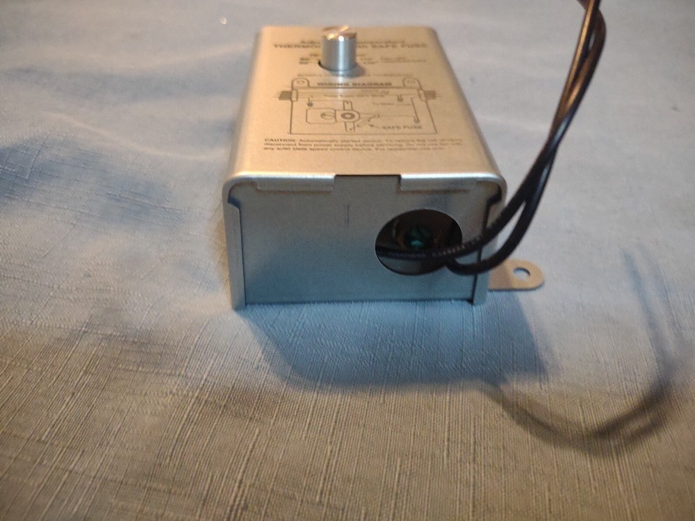 Adjustable Temperature Thermostat W/ Fuse Replaceable New FS