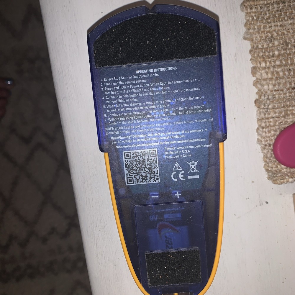 Zircon Edge Finding StudSensor L50 Deep Scanning Stud Finder