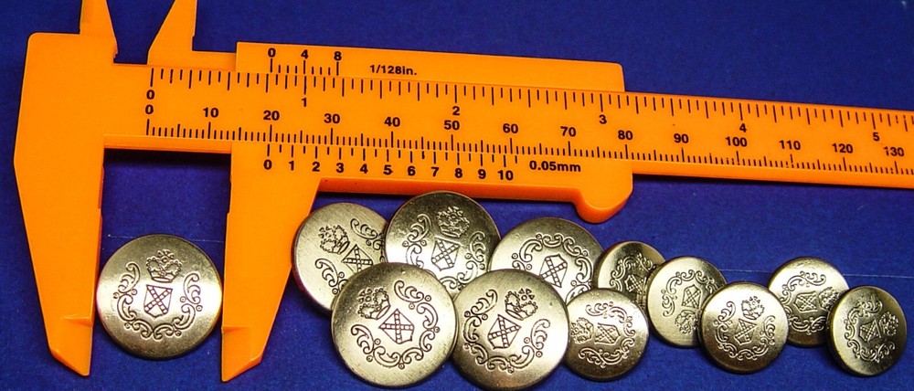 HUNT VALLEY replacement buttons 12 silver tone solid metal fair used condition