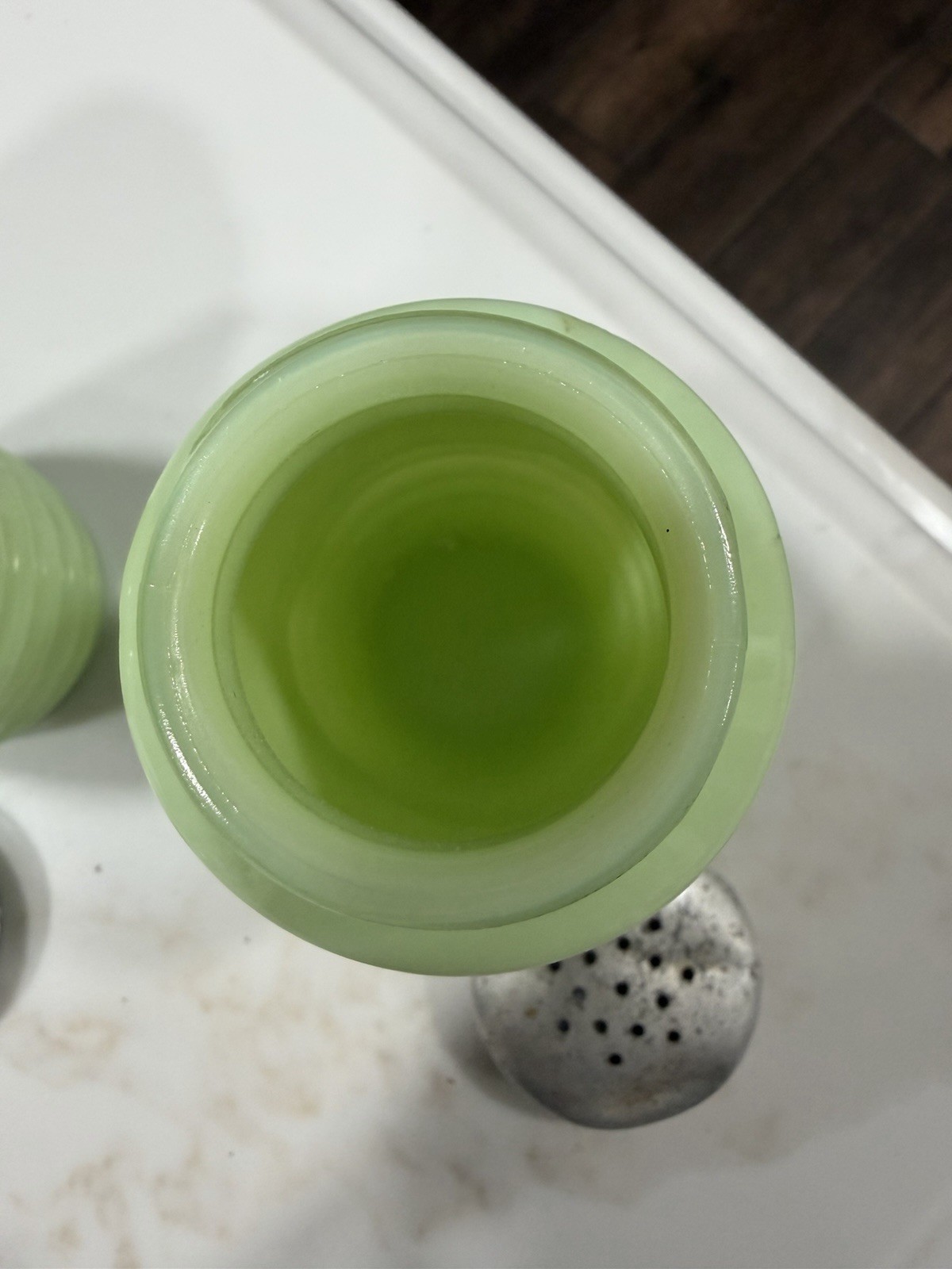 Jeannette Jadeite Beehive Salt & Pepper Shakers 1930's Uranium Glass