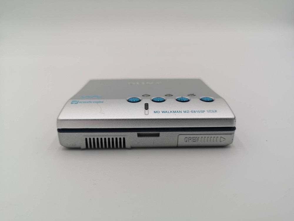 SONY WALKMAN MZ-E810SP Silver Portable MD Mini Disc player junk main unit only