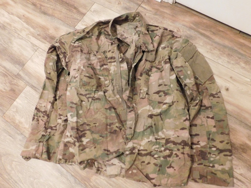 US ARMY MULTICAM FLAME RESISTANT COAT SZ LARGE -REG