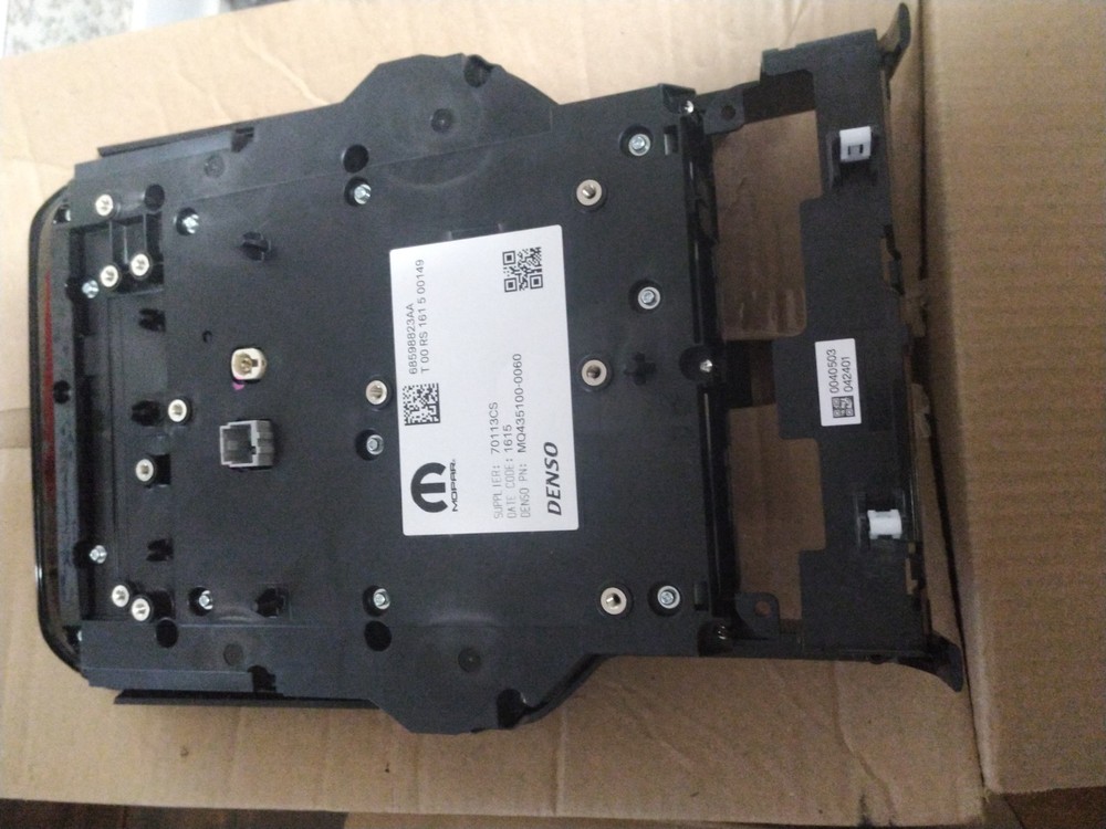 2025 2026 Ram 2500 3500 Center stack controls and Display module 68598823AA
