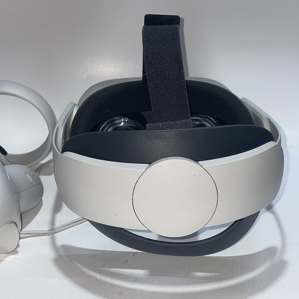 Oculus Quest 2 128GB Standalone VR Headset W/ Controllers Tested Works