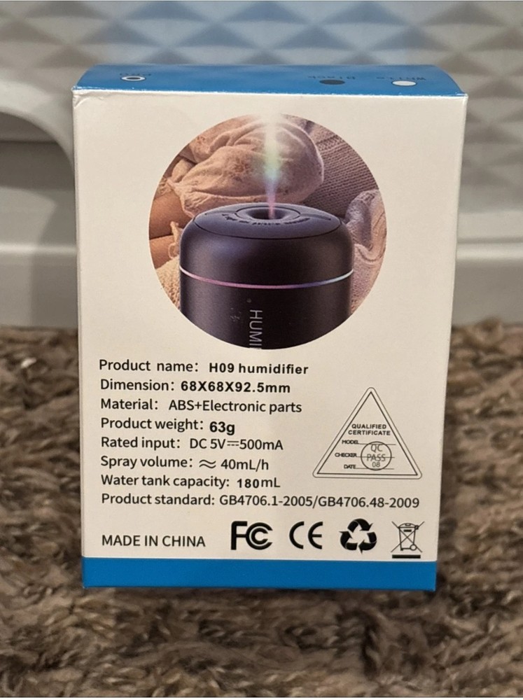 H09 Table Top Atomizer Humidifier, LED Lights, Auto Shut Off, 180ml, 5V, White
