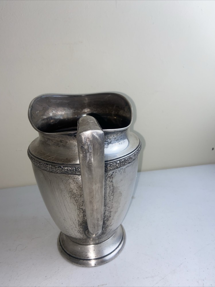 Wm. Rogers Silverplate Pitcher PRIMROSE #7817 Vintage 8¼" Tall