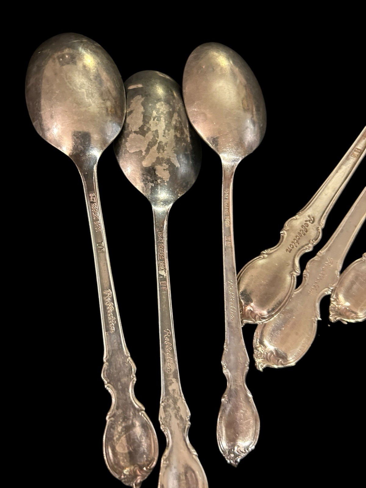 32 Pcs Set 1847 Rogers Bros Reflection Silverware Forks Spoons Knives Floral