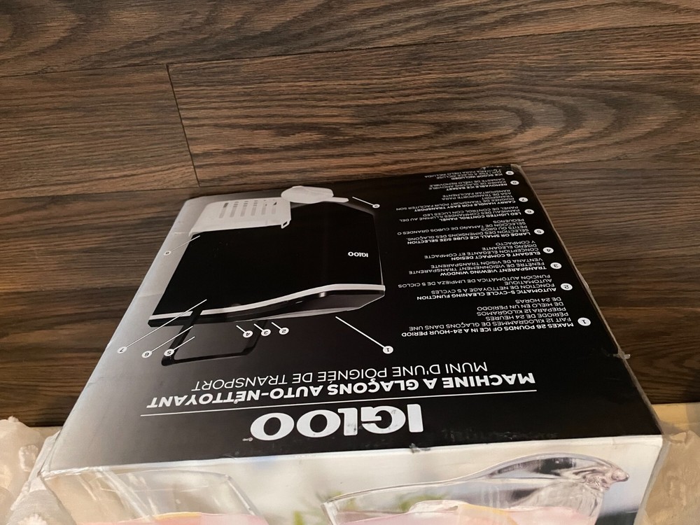 Igloo Automatic Self-Cleaning Electric Countertop Ice Maker