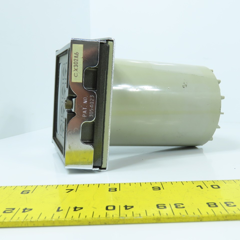 Eagle Signal CX302A6 Solid State Timer / Counter 120VAC