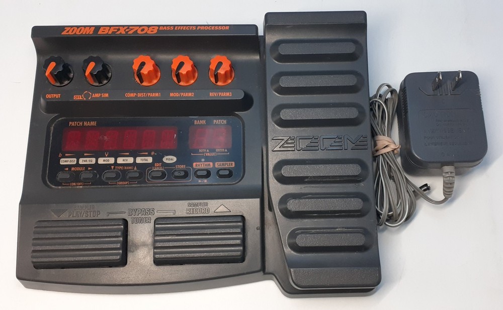 Zoom BXF-708 Bass Effects Processor