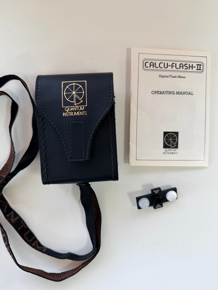 Quantum Calcu Flash II Digital Flash Meter w/ Case & Original Manual