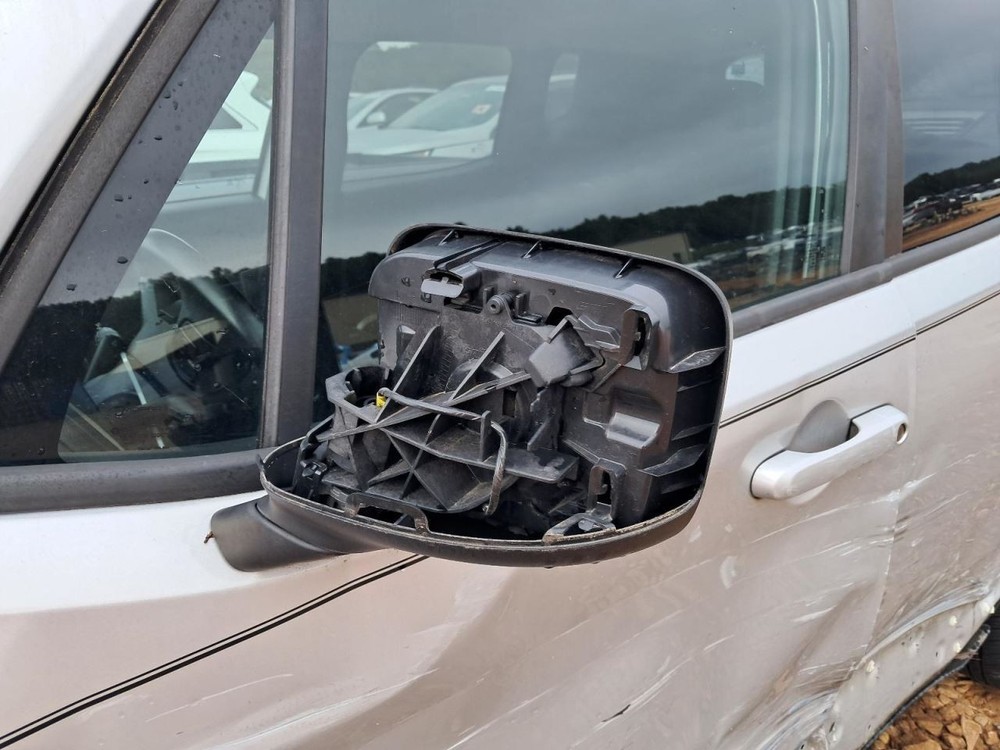 RENEGADE 2015 Glove Box 4802012