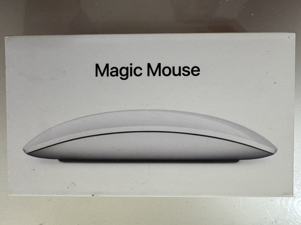 Apple Magic Mouse Multi-Touch Surface  lightning CHARGING PORT MK2E3AM/A