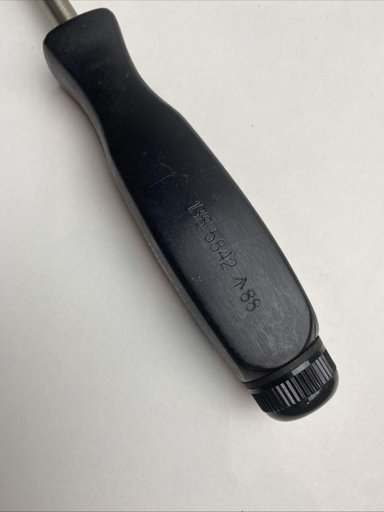 Snap-on 12” SSDM80B Interchangeable Magnetic Bit Driver Black Handle, 5 Bits