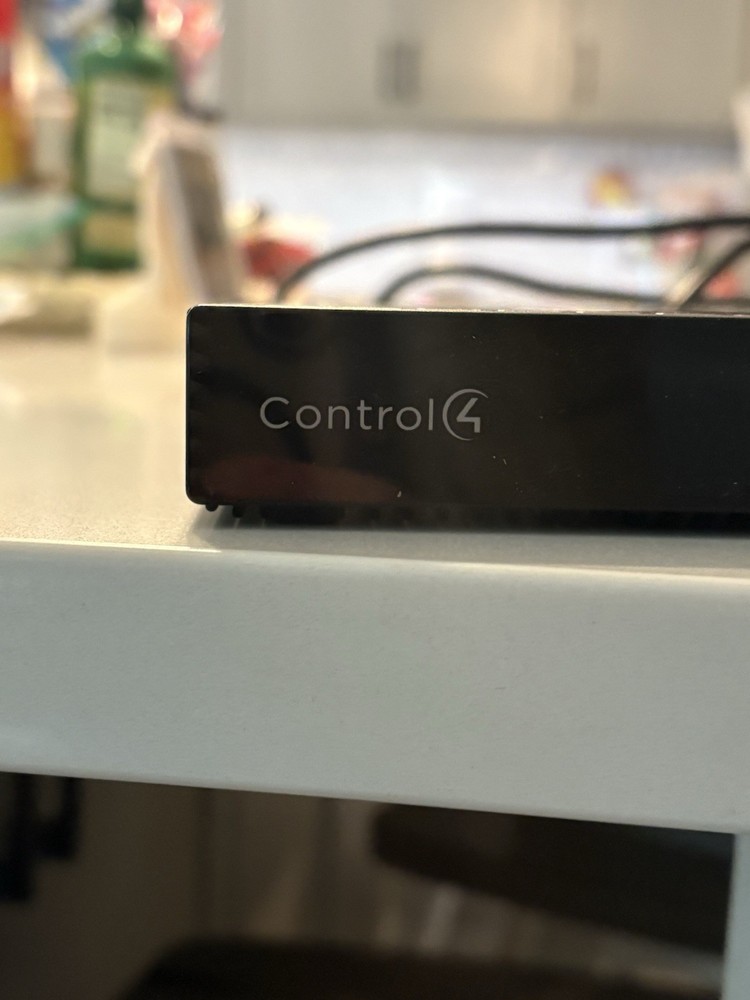 Control4 EA-1 C4-EA1-V2 Home Automation Processor Hub & Controller 1 Zone V2 NIB