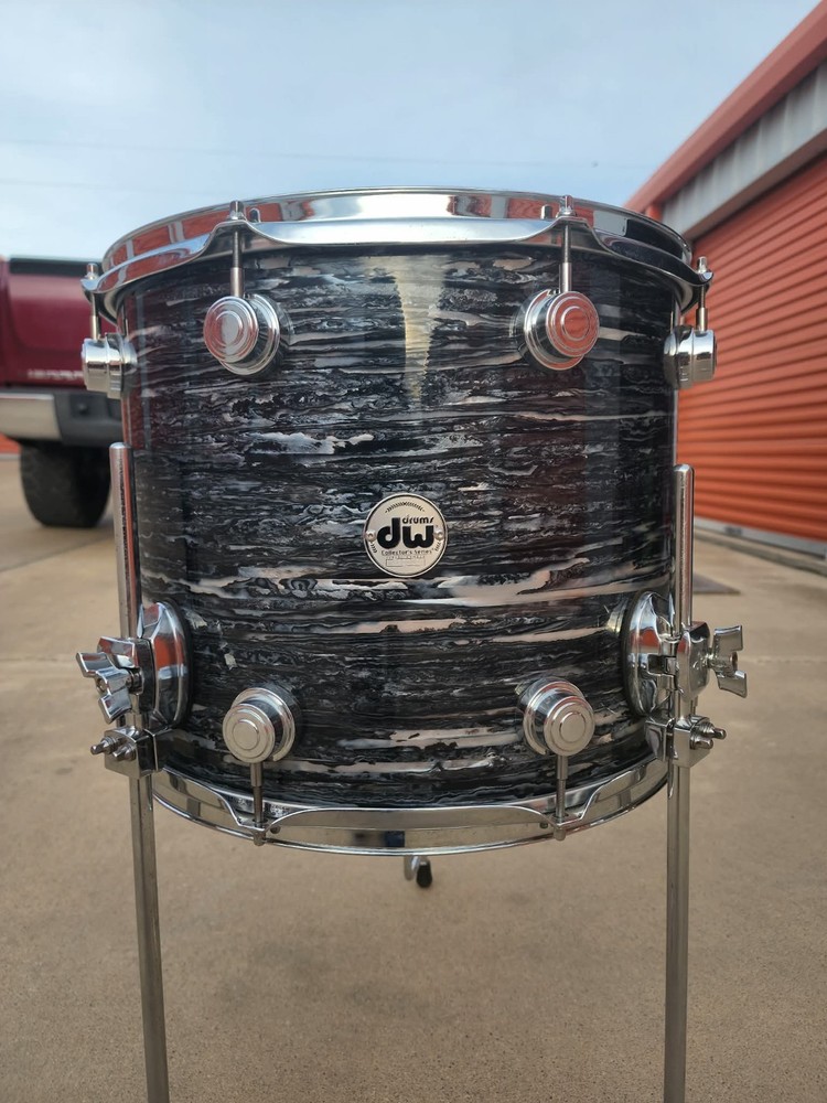 dw collectors maple drum set