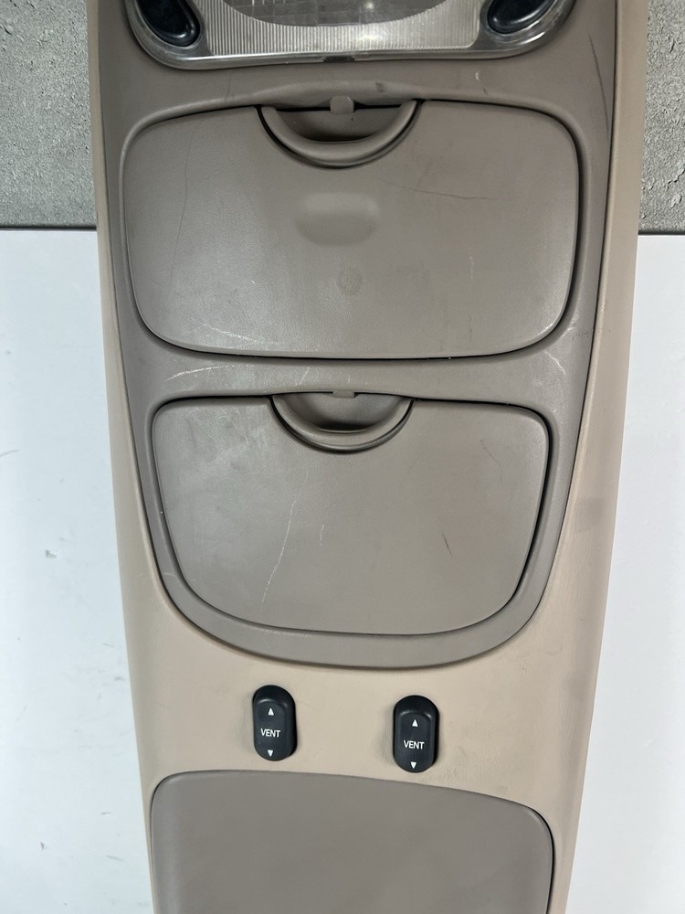 1997-2003 Ford Excursion Expedition Overhead Console Dome Light Beige Brown