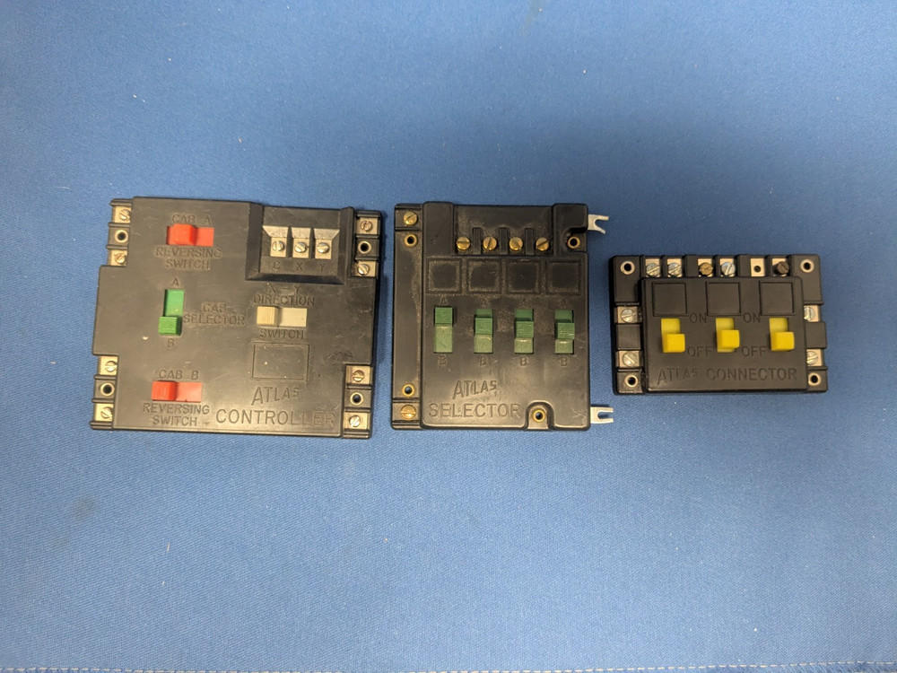 Atlas Hobby Train Controller, Selector and Connector
