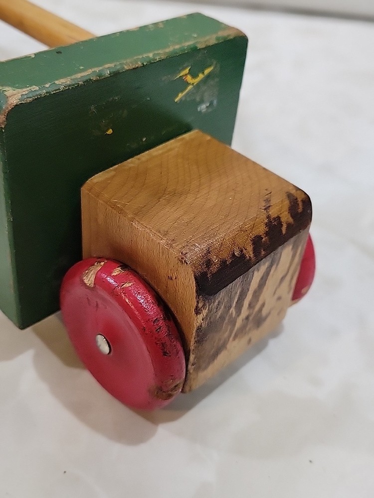 Vintage 1950s "Peg A Way" Wooden Pull Toy A Right Time Toy Missing Pull String