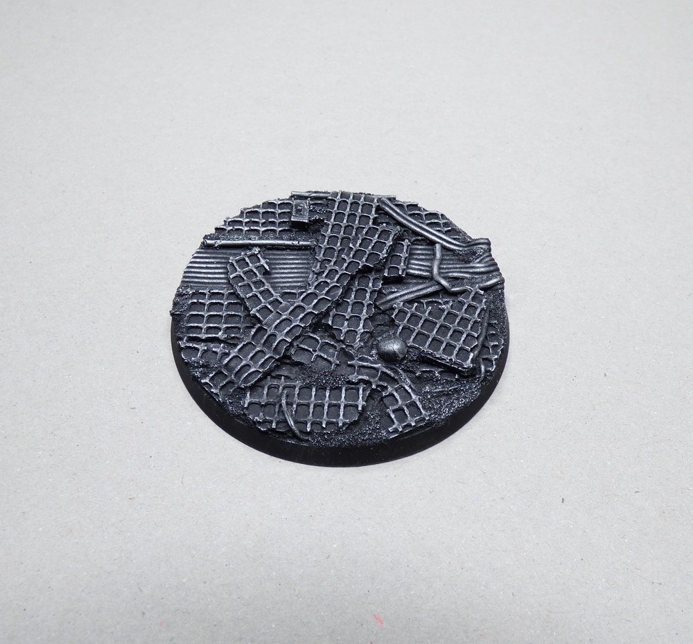 60mm ROUND RESIN BASE - RUSTY GRATES - WARHAMMER 40K