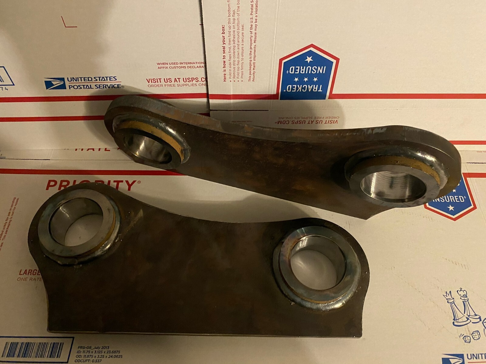 VOLVO ECR88 PIN ON EARS