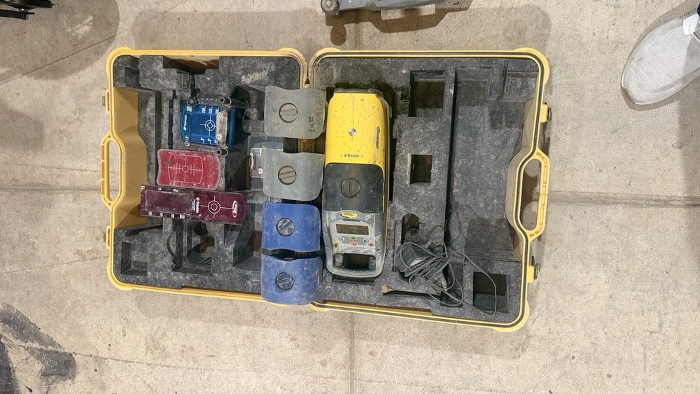 Trimble Spectra Precision DG711 Pipe Laser