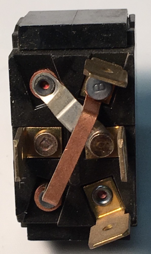 THOMAS BUS - 4 TERMINAL, 3 POSITION WHITE TOGGLE SWITCH WINDSHIELD WIPER