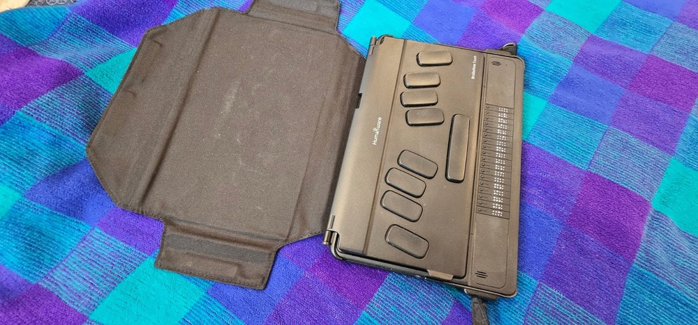 Braillenote Touch Plus + 18 Notetaker Practically New in Humanware Box Tested!