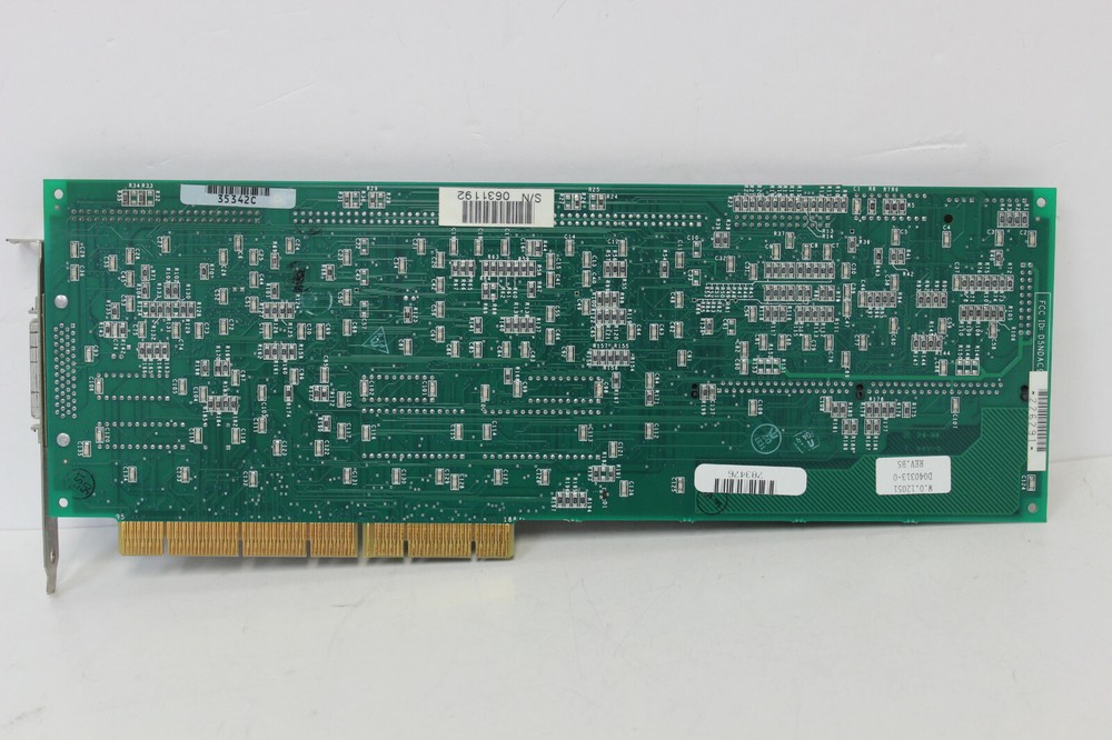 MYLEX D040313-0 550069-D DAC960LB EISA SCSI CONTROLLER ADAPTER