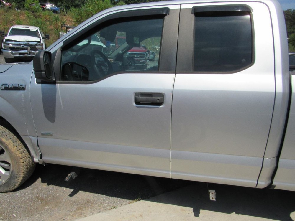 F150 2017 Glove Box 1067358