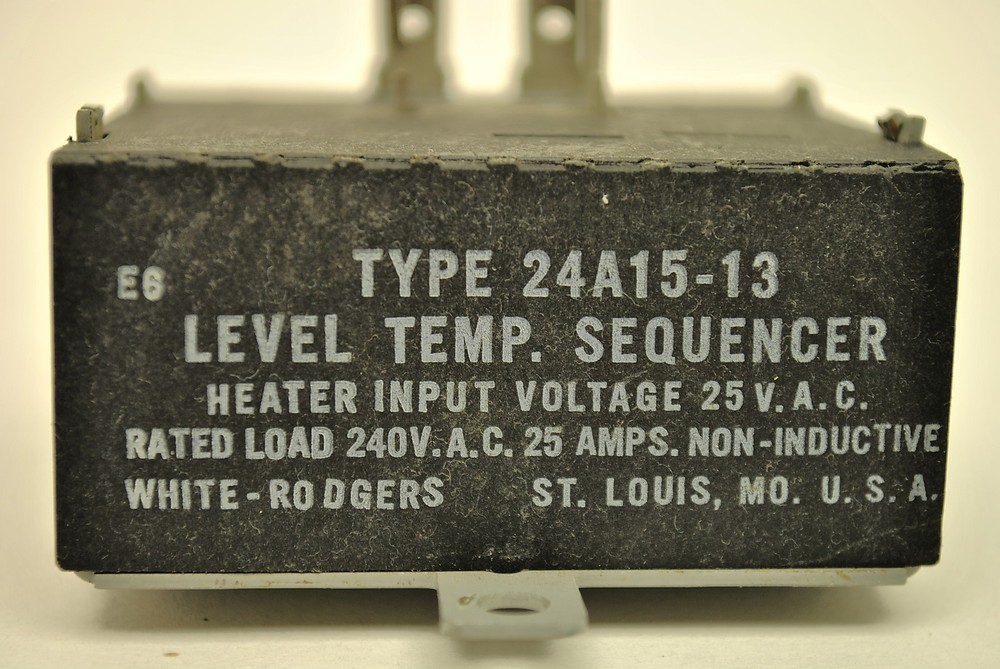 White Rodgers Type 24A15-13 Level Temperture Sequencer