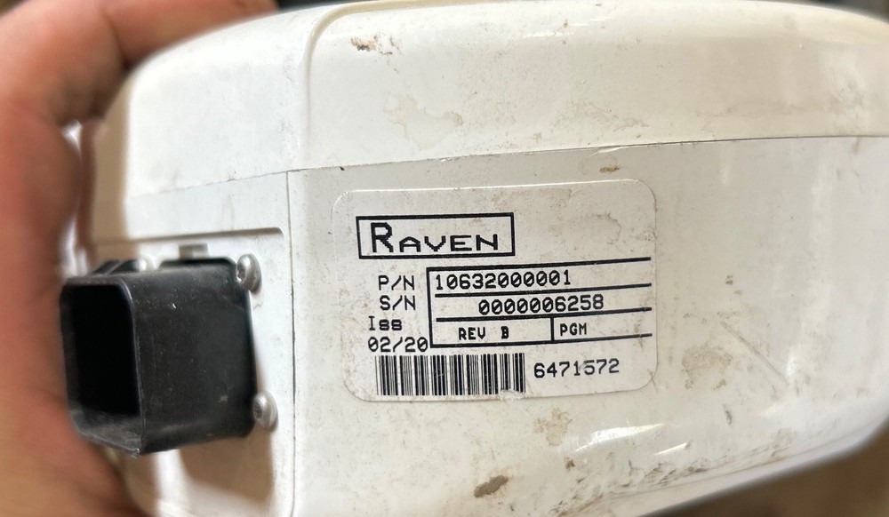 Raven 600S GPS with cable