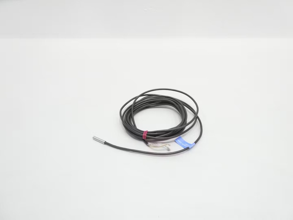 Keyence EH-303A Proximity Switch