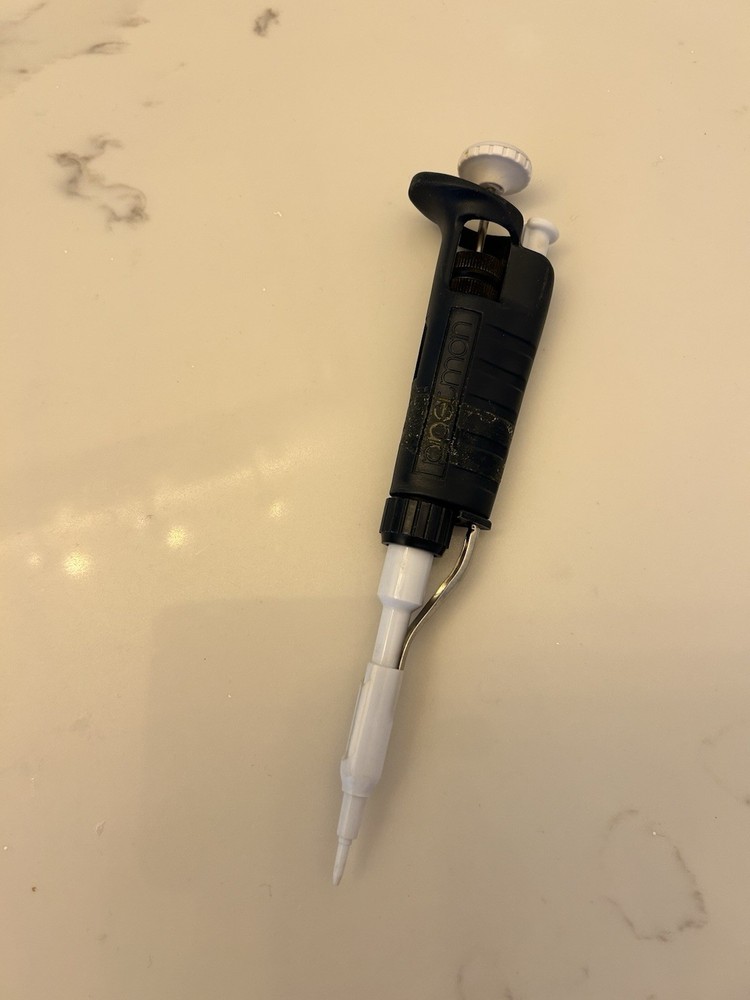 Gilson P2 Single Channel Pipettor Adjustable