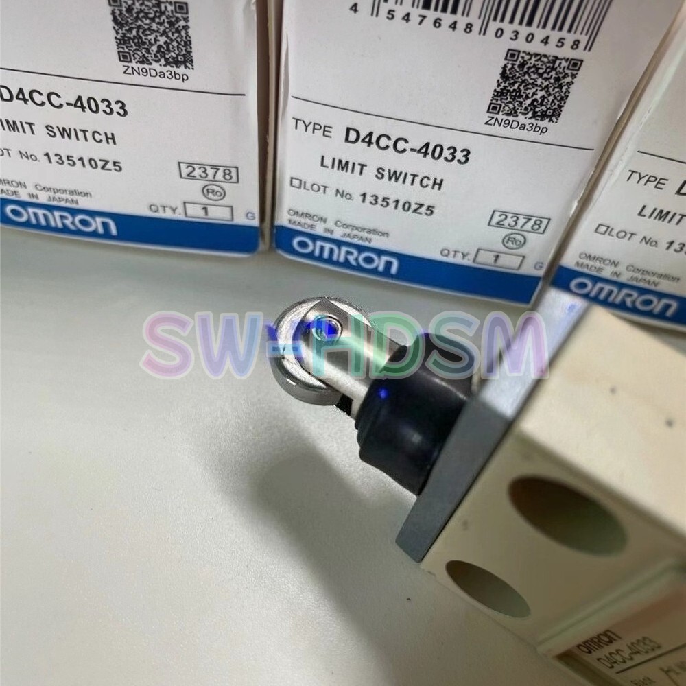 1PCS NEW for Omron Limit Switch D4CC-4033 Freight Free
