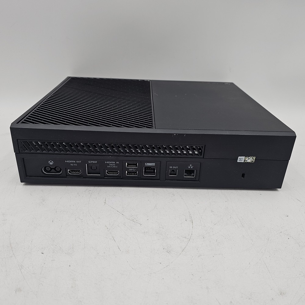 Microsoft Xbox One 1TB Original Console W/ Controller Tested 2 Game Bundle 1540