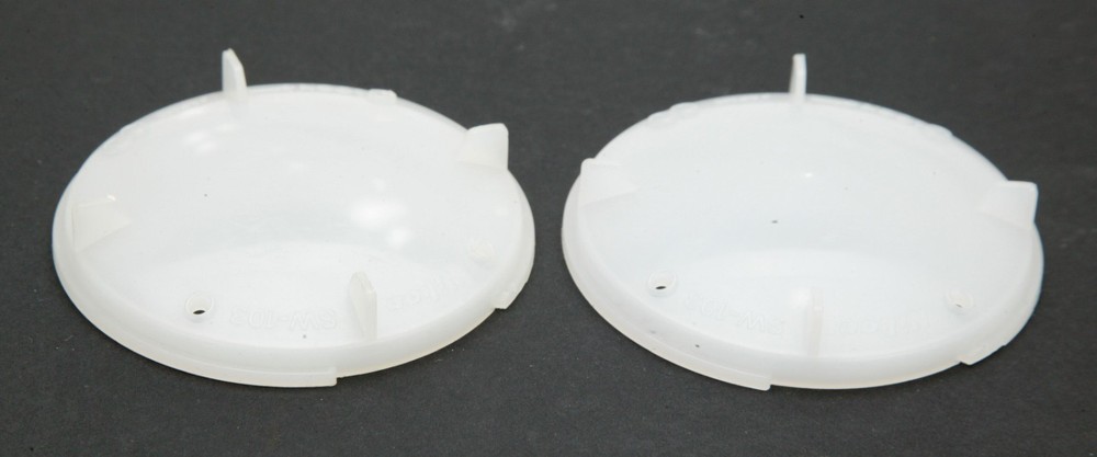 Nikon Nikonos Two White Diffusers For Strobes SB-103 & SB-105. Clean.