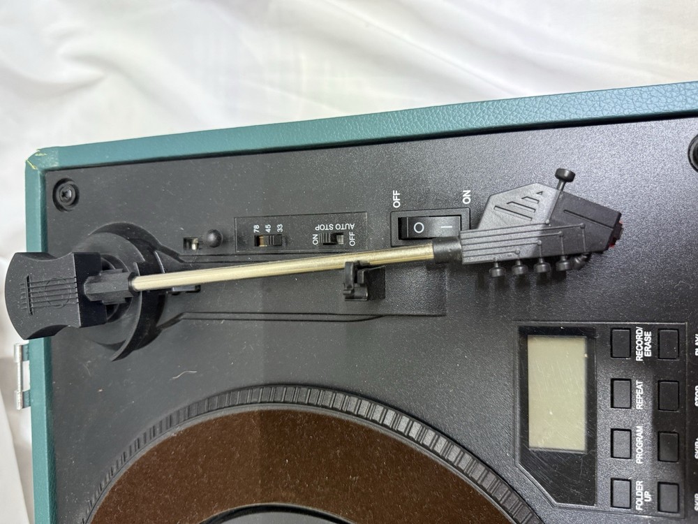 Pyle Bluetooth Vintage Classic Style Turntable Speaker System Record Player