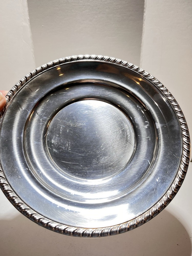 Wallace Sterling Silver “Wave” Edged Serving Bowl 89.4 G