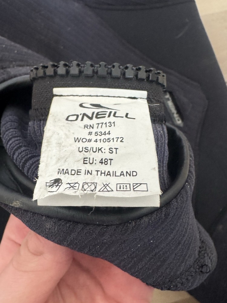 hyperfreak wetsuit 4:3 Small Tall