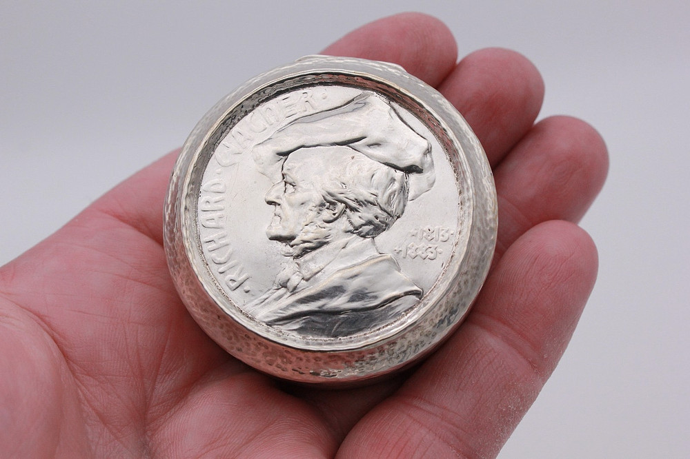 Richard Wagner Composer Commemorative German 800 Silver Box, 5 cm diameter