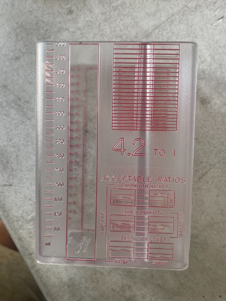 Multiplex 99-9427 Measuring Vessel 4.2:1 5.2:1 Generic