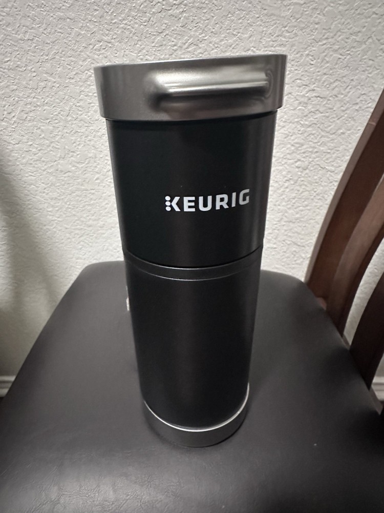 Keurig K-Mini Plus Single Serve K-Cup Coffee Maker Black - New (Open box)