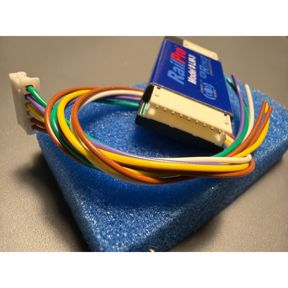 RailPro Ring Engineering Model LM-3 Locomotive Module and wire