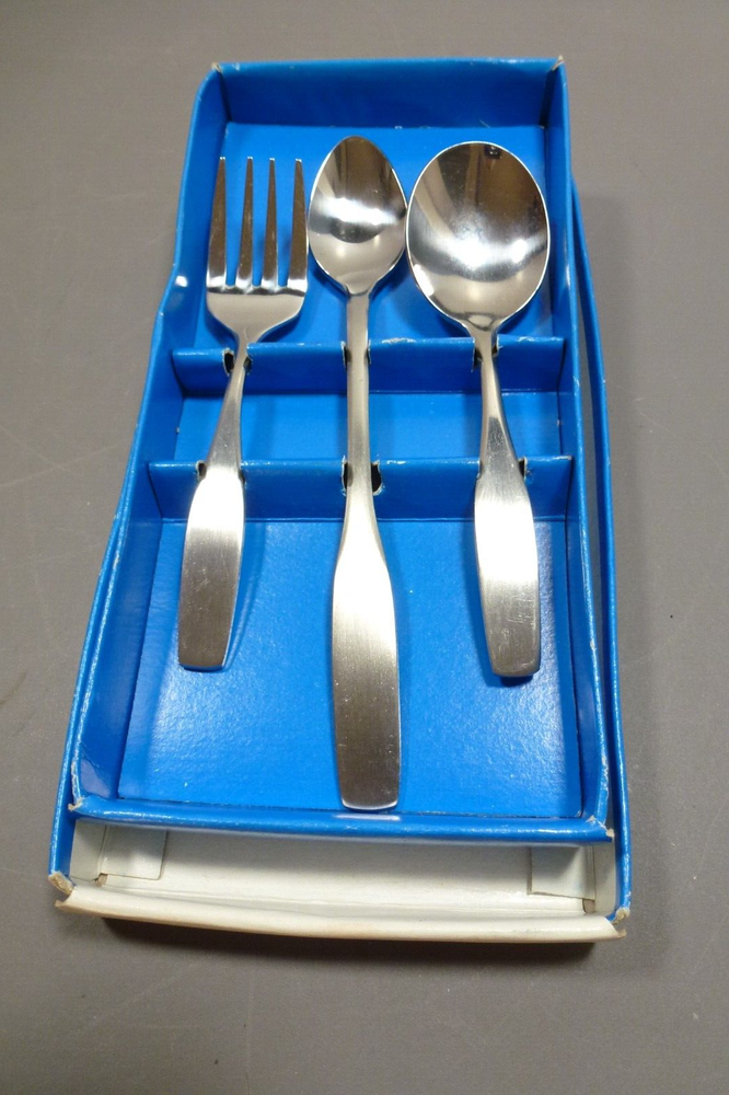 Vintage Leonard Silver Co. Stainless LEO6 3 Piece Baby Flatware Set, Mint in Box