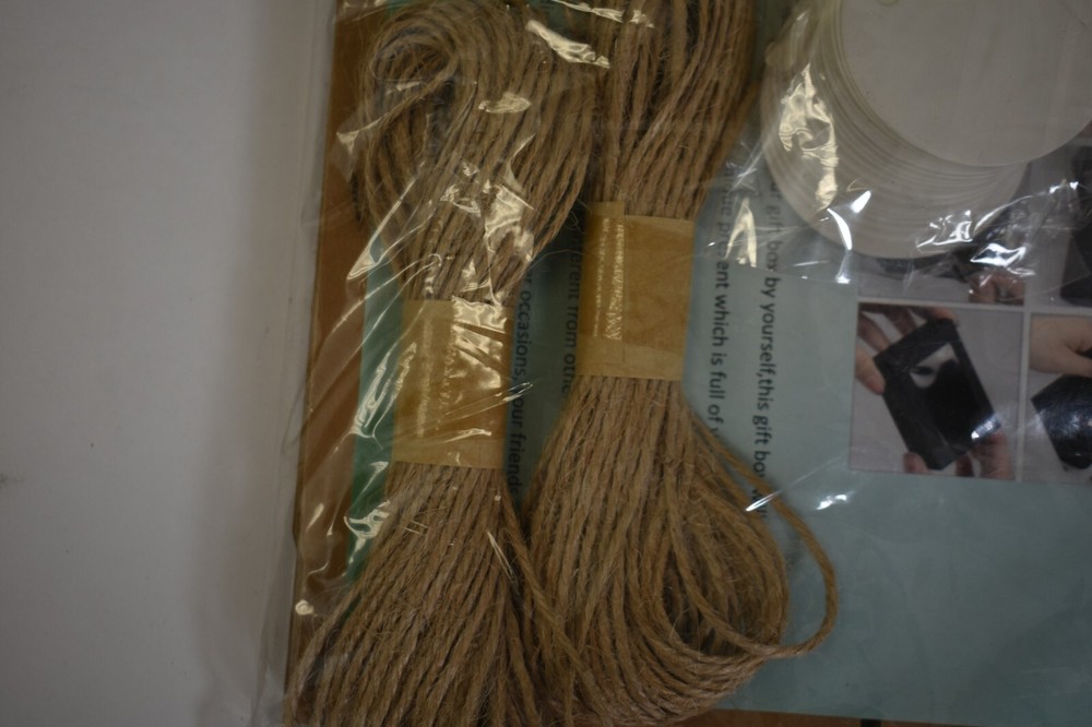 COTOPHER 30 Piece Soap Box Gift Boxes Small Soap Packaging 3.5" x 2.35" x 1.2"