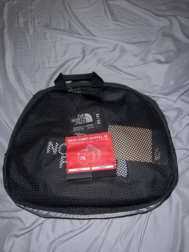 North Face Base Camp Duffel Medium 71L  Black New With Tags