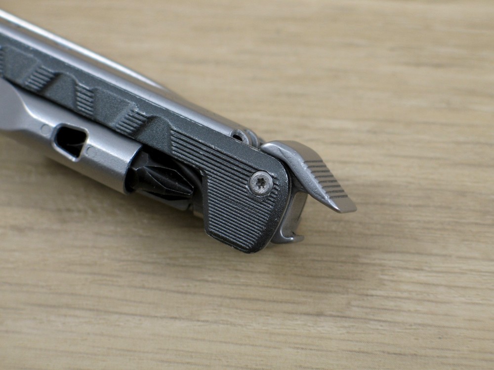 Gerber Armbar Drive Onyx Multi-Tool, Knife, Bit Driver, Scissors - Excellent